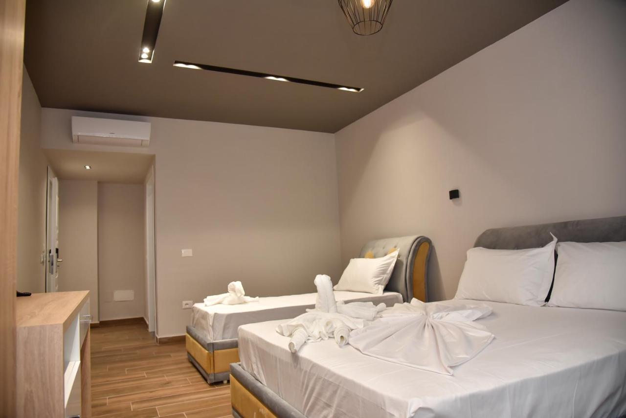 Hotel Lubjana ドゥラス エクステリア 写真