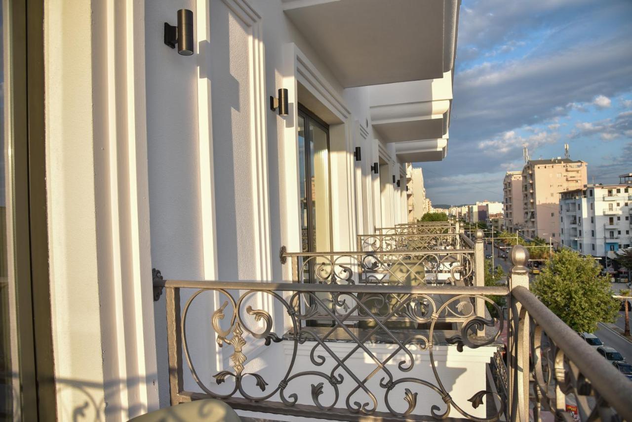 Hotel Lubjana ドゥラス エクステリア 写真